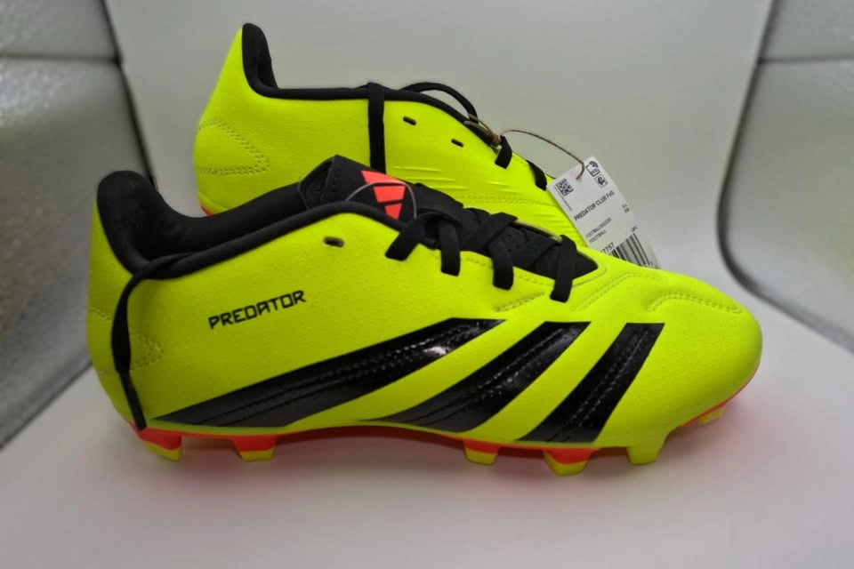 Adidas Predator Club Soccer Cleats FG Size M6/W7