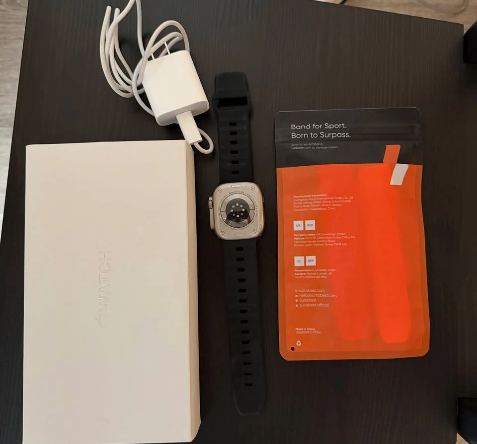 Apple Watch Ultra 2 (49mm) - Excellent + Extra Bands - photo 2