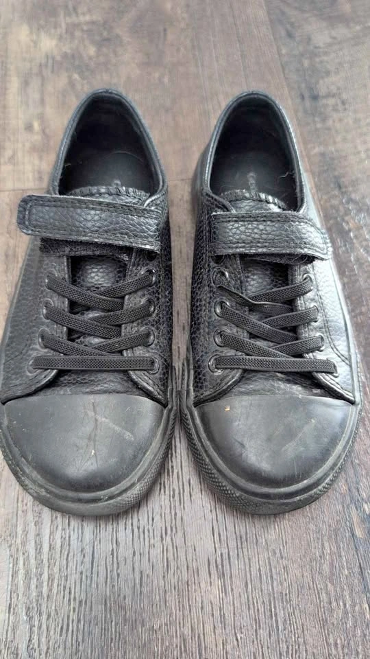 Velcro black kids shoes size 13