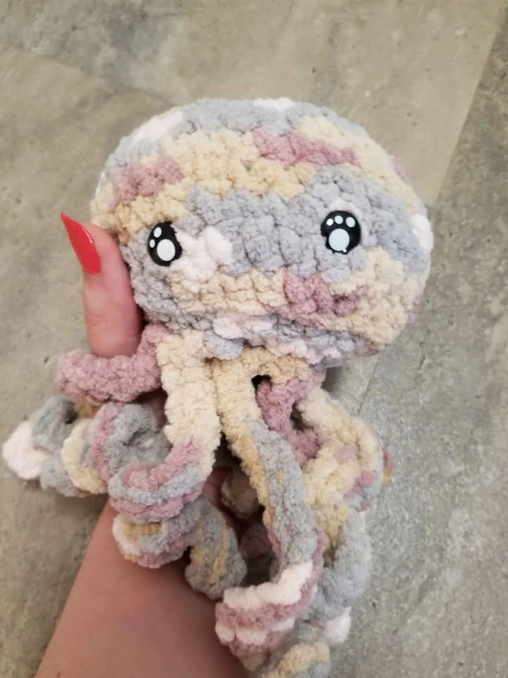 Crochet Soft Cute Jellyfish Plush - photo 3