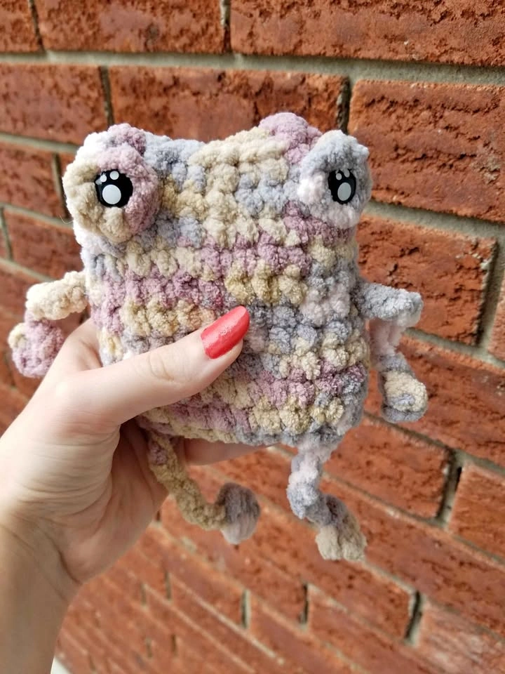 Crochet Leggy Frog Plush