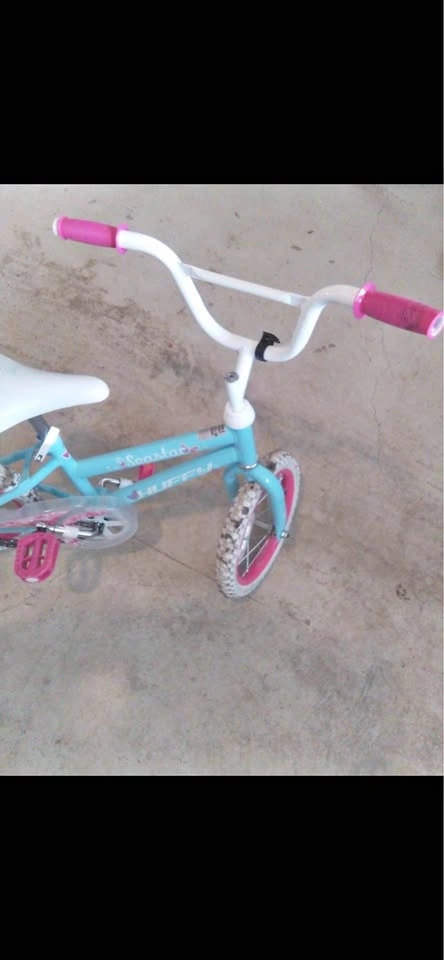Huffy Seastar kids bike w/ training wheels