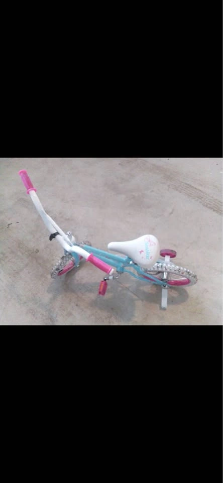 Huffy Seastar kids bike w/ training wheels - photo 4