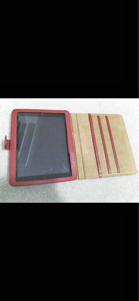 Apple iPad 32GB with Folio Case