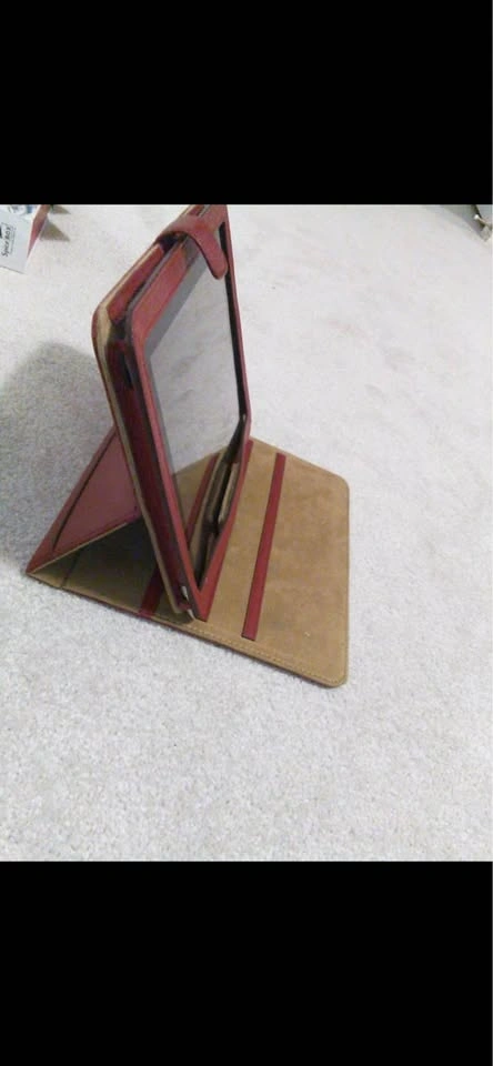 Apple iPad 32GB with Folio Case - photo 2