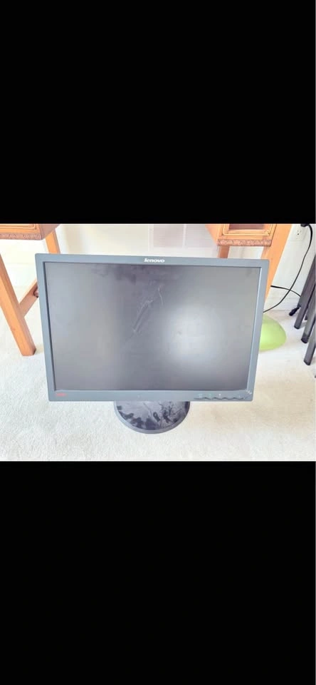 Lenovo Desktop Monitor