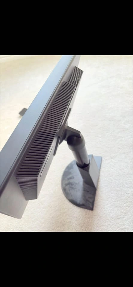 Lenovo Desktop Monitor - photo 2