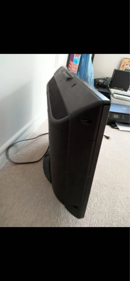 Dynex 24 inch LCD TV - photo 4