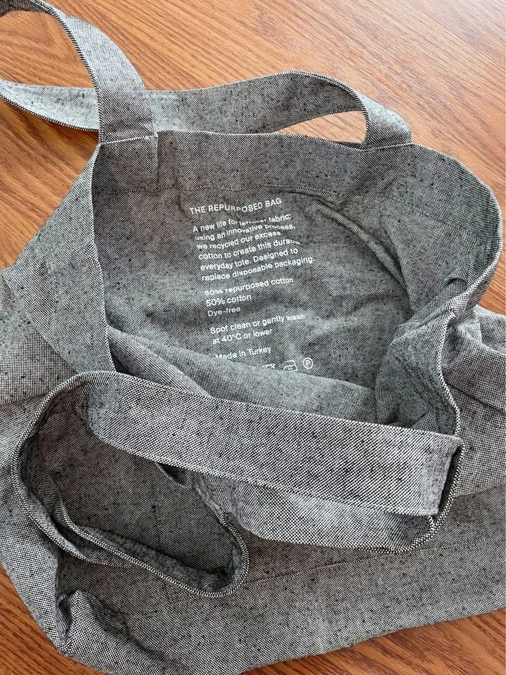 COS Repurposed Bag Tote Bag - photo 4