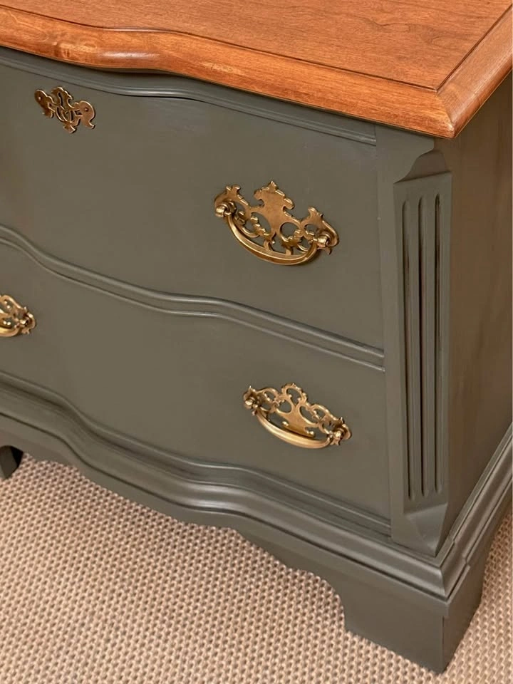 Vintage French Provincial Nightstand - photo 3
