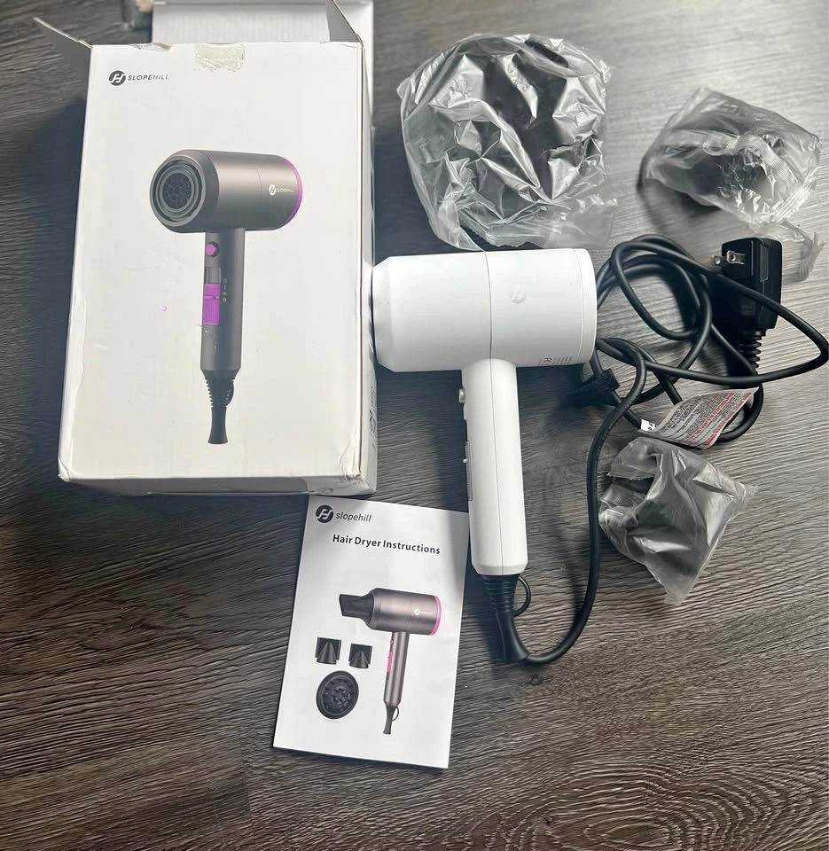 Blow dryer