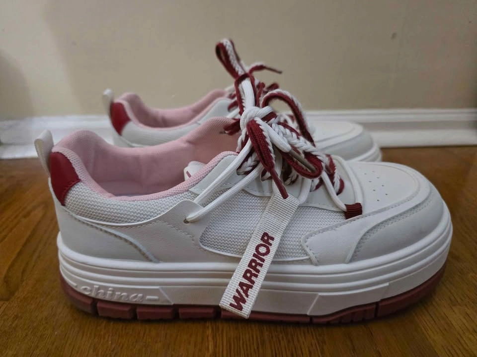 Brand new woman's shoes size 8 - photo 2