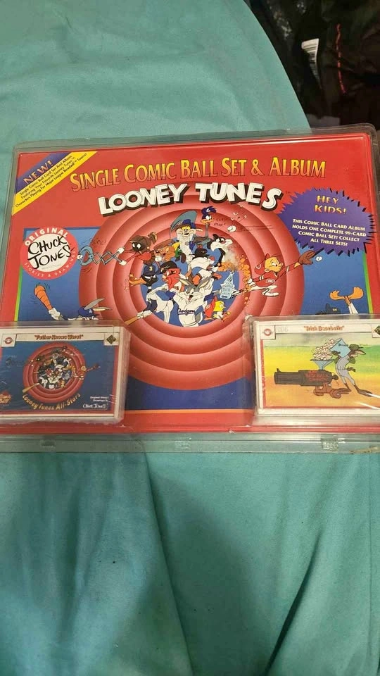 FACTORY SEALED 1991 Upper Deck Looney Tunes Comic Ball Series 1