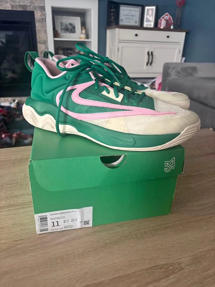 Men's Basketball Shoes Size 11 - Gianni's Immortality 3