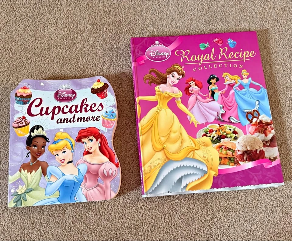 Disney Princess Cupcakes and More & Royal Recipe Collection Book