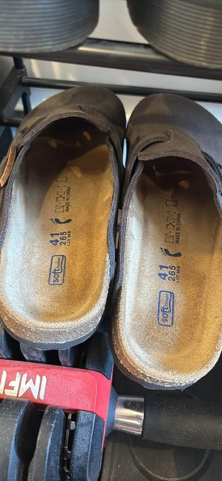 Birkenstock Boston Clogs - Men's Size 8 - photo 2