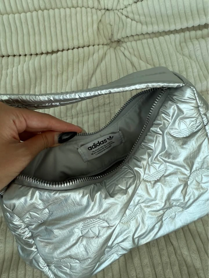 Adidas Silver Shoulder Bag - photo 3