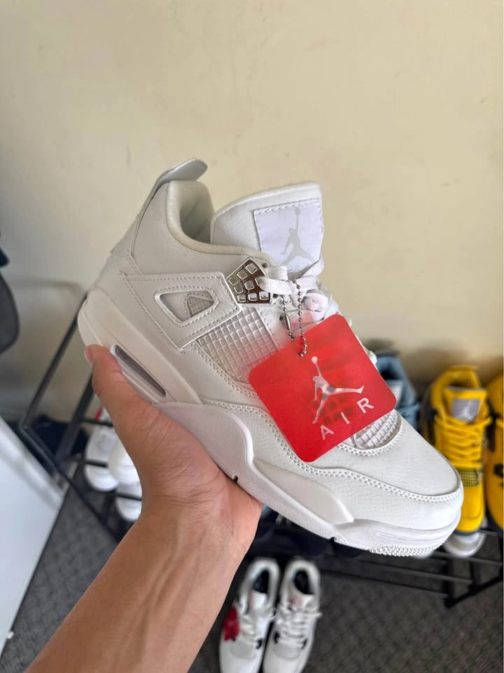 JORDAN 4 PURE MONEY