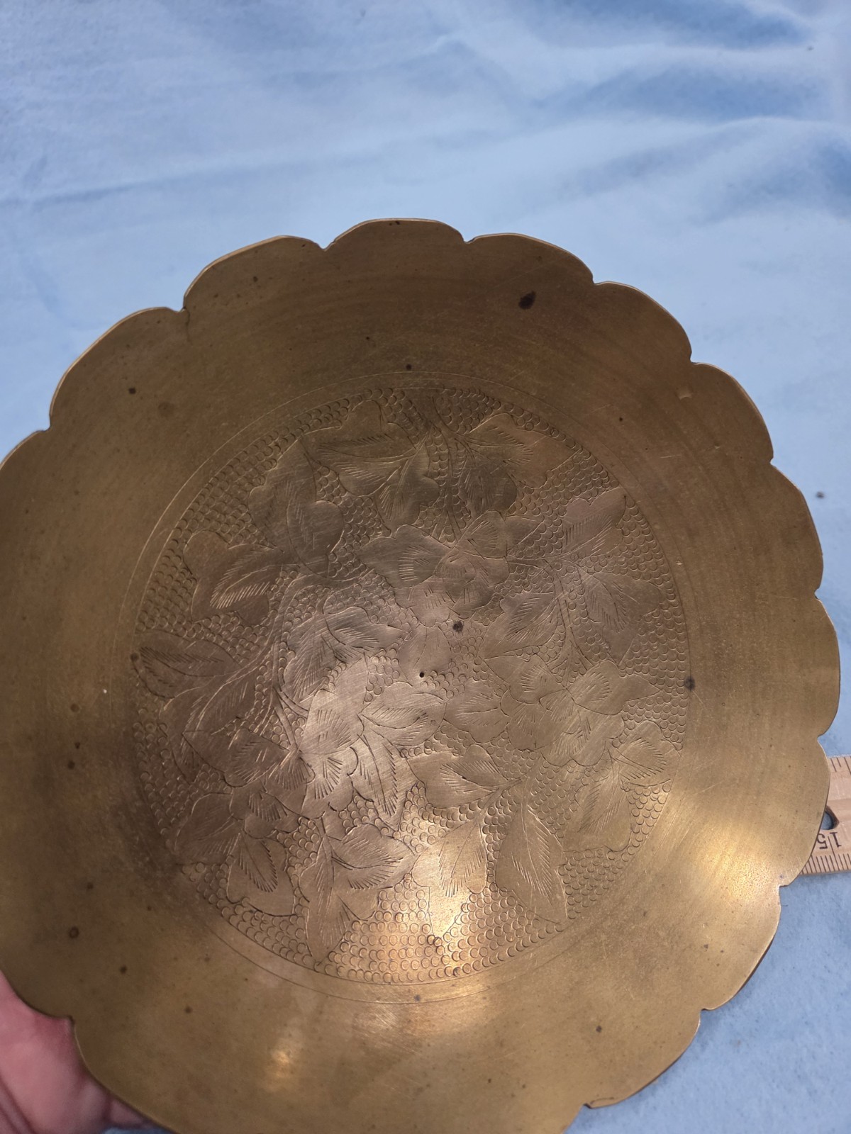 Vintage China Brassware Scalloped Edge - photo 3