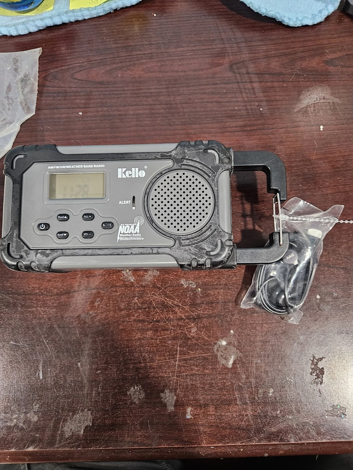 Kello NOAA All Hazards Weather Radio - Solar/Crank Powered