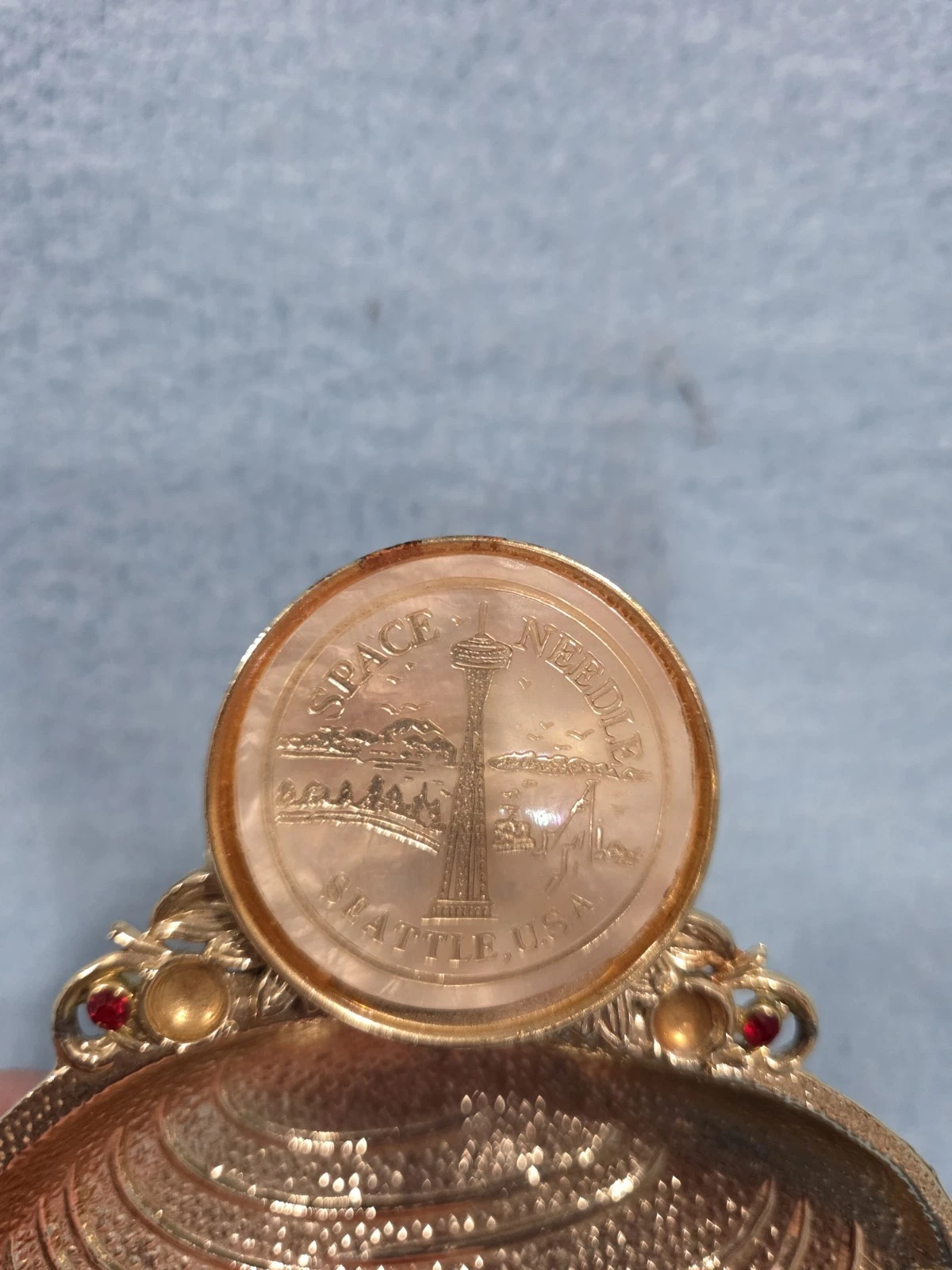 1962 Seattle World Fair Ashtray Space Needle - photo 3