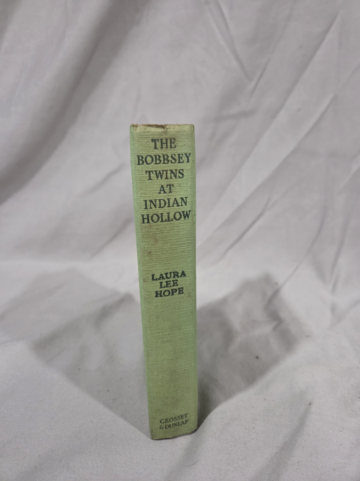 Vintage The Bobbsey Twins At Indian Hollow By Laura Lee Hope - photo 2