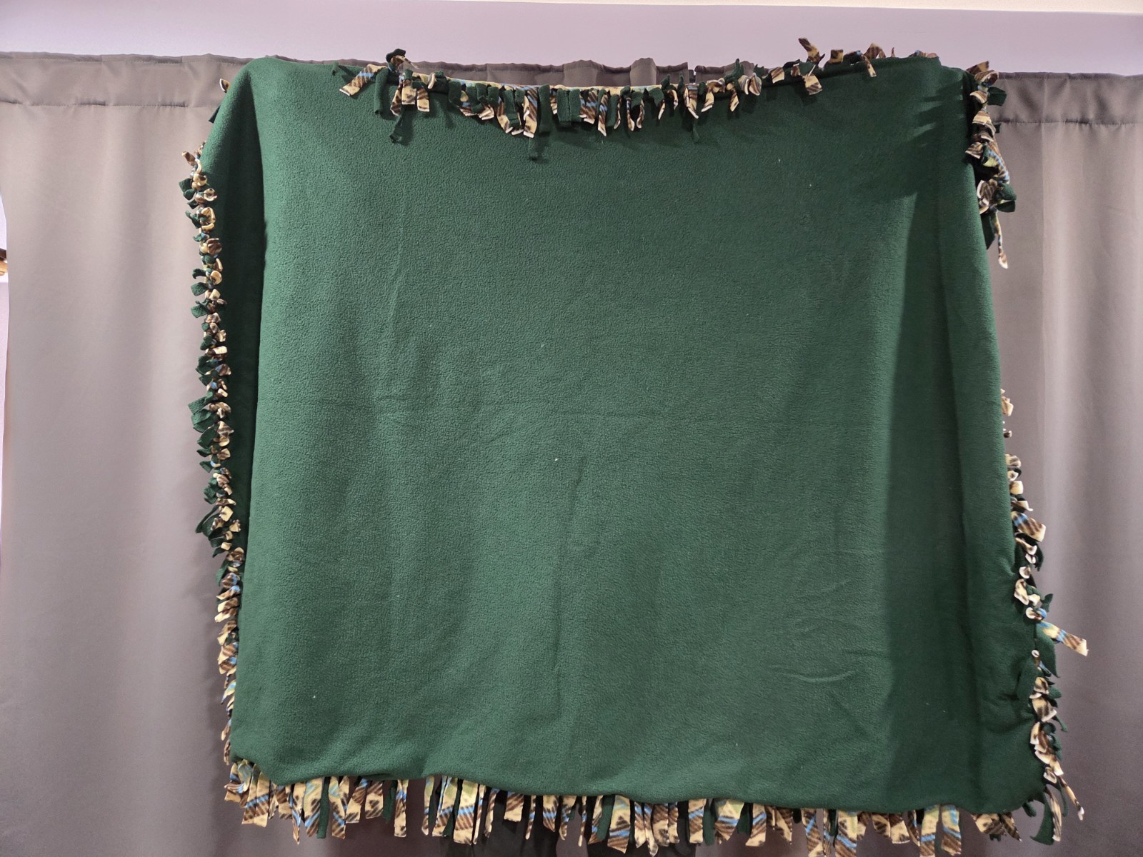 Handmade No Sew Horse Themed Blanket 62x50 Inch Very Warm - photo 2