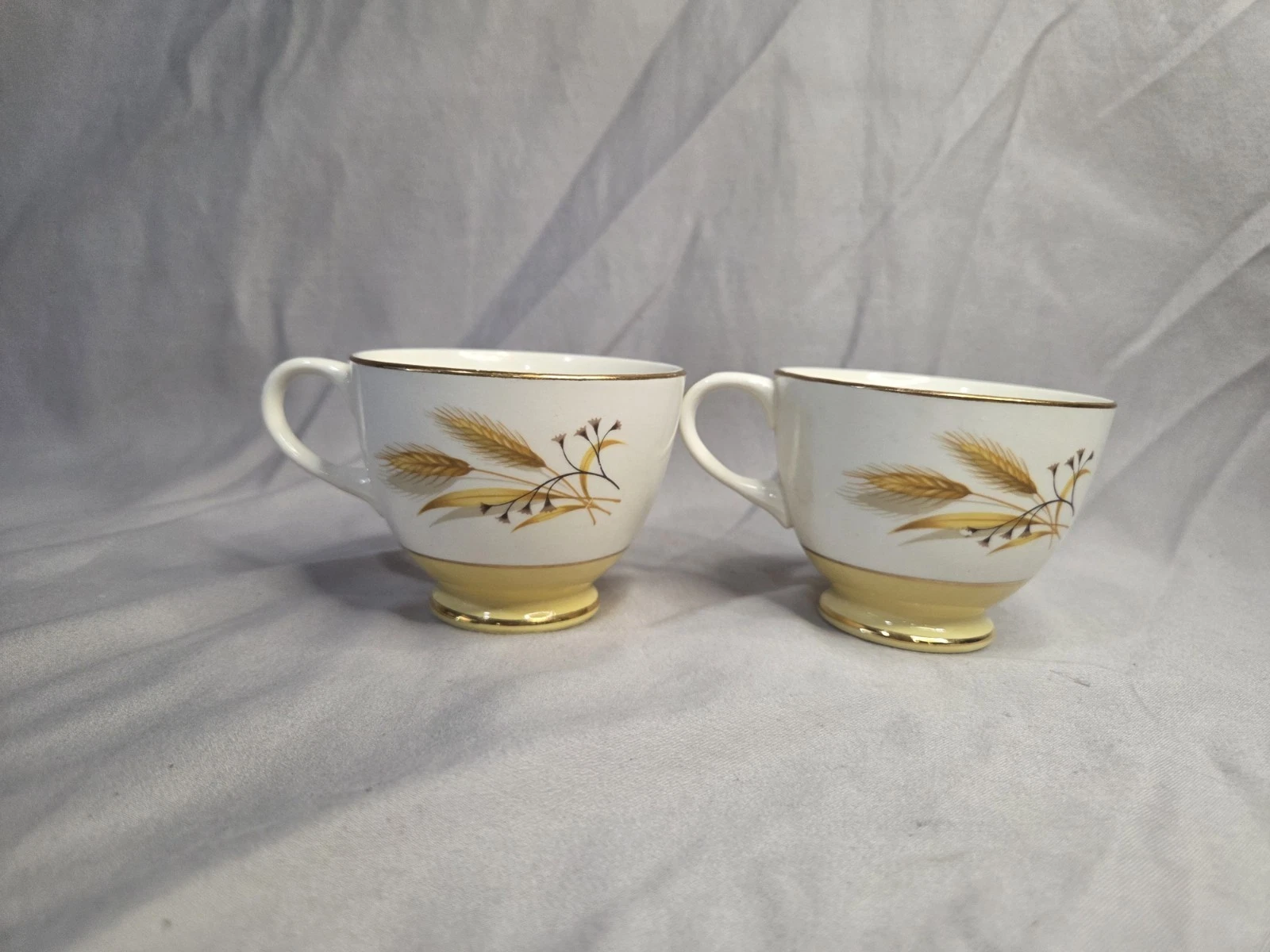 Set of Two Vintage Century "Autumn Gold" MCM Cups - photo 2
