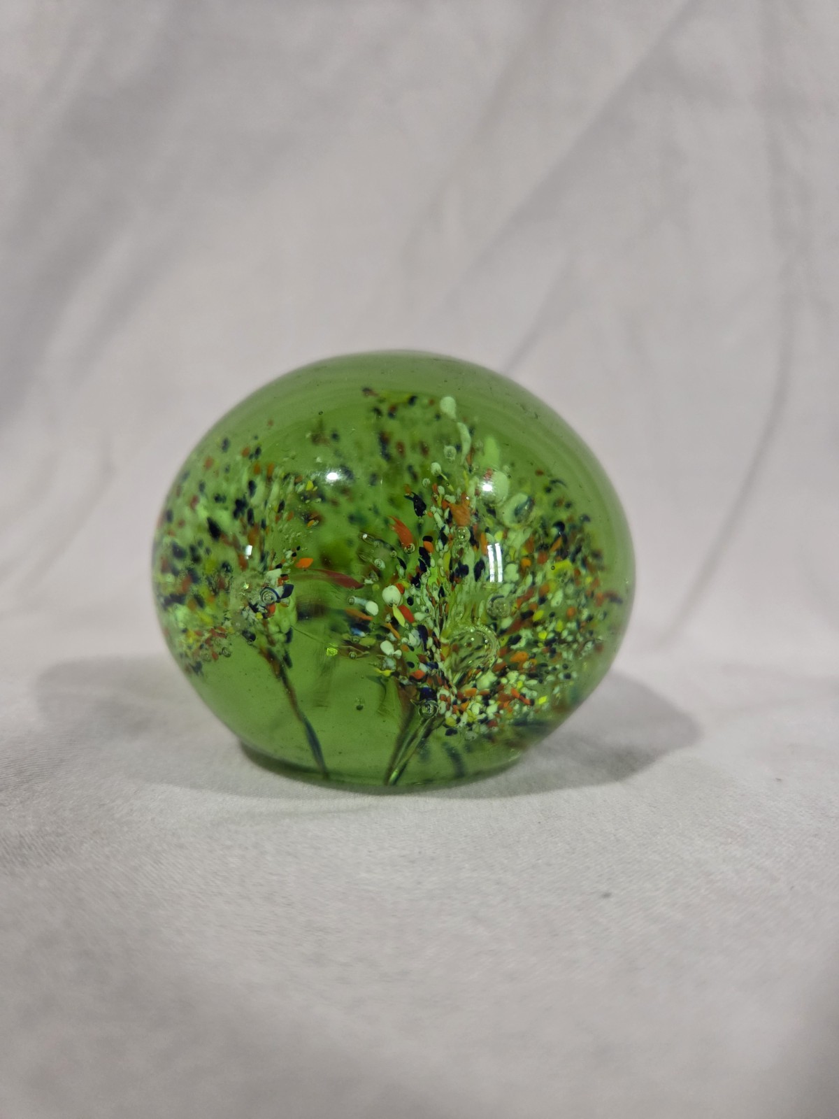 Vintage Green 60-70s Art Glass Paperweight - photo 3