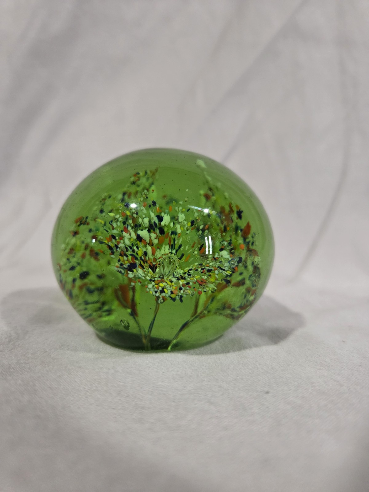 Vintage Green 60-70s Art Glass Paperweight - photo 4