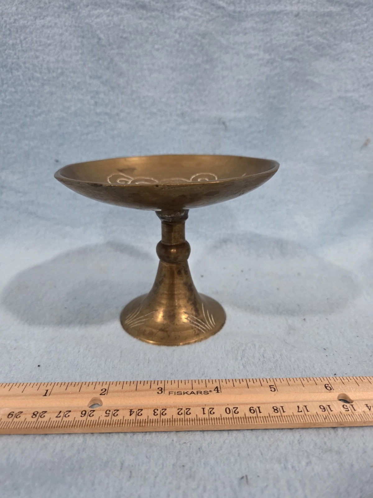 Vintage Chinese Brass Hand Etched Pedestal Trinket Dish - photo 2