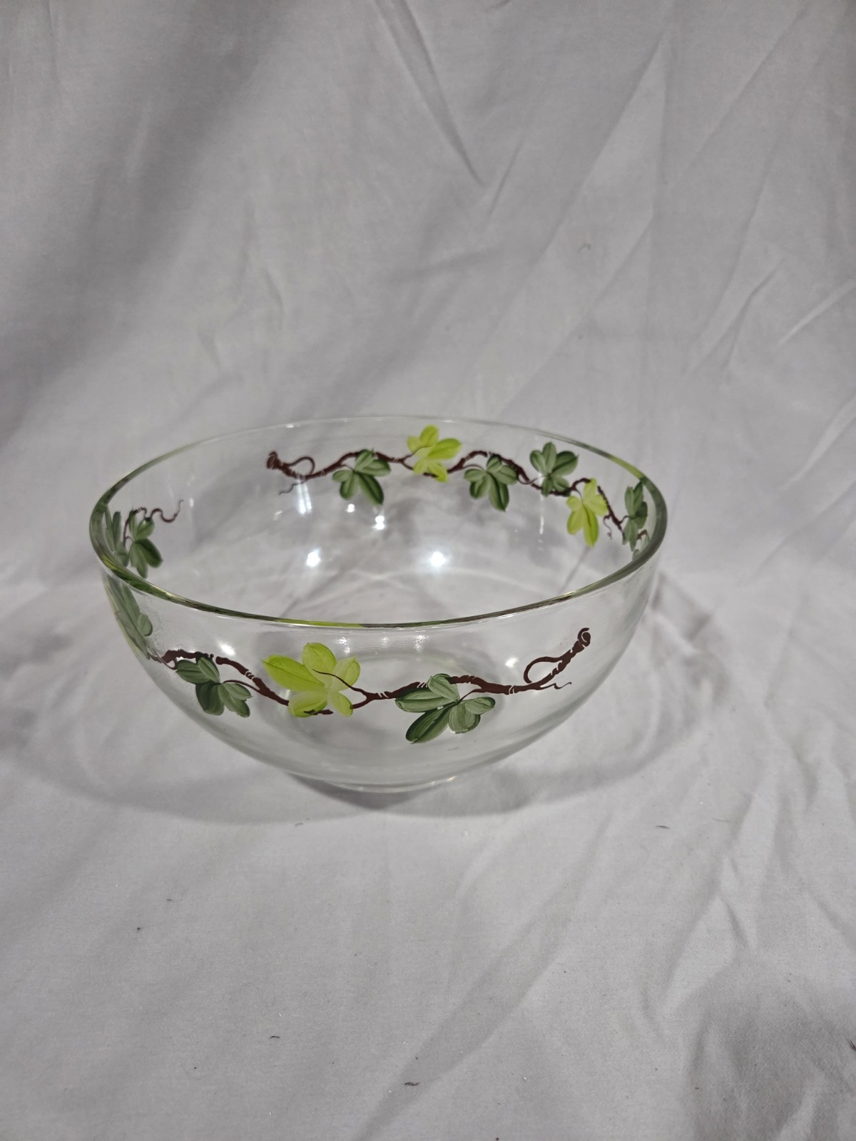 Japanese-Style Hand-Painted Vine Motif Bowl - photo 2