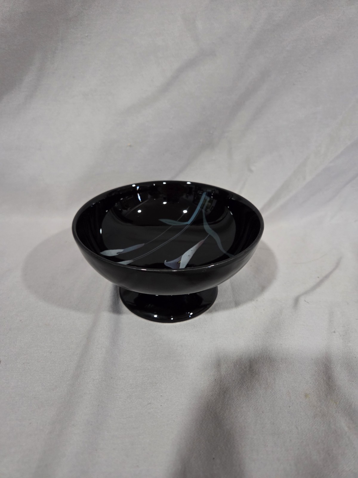 Vintage Mikasa Gallery Soup Bowl with Lillies