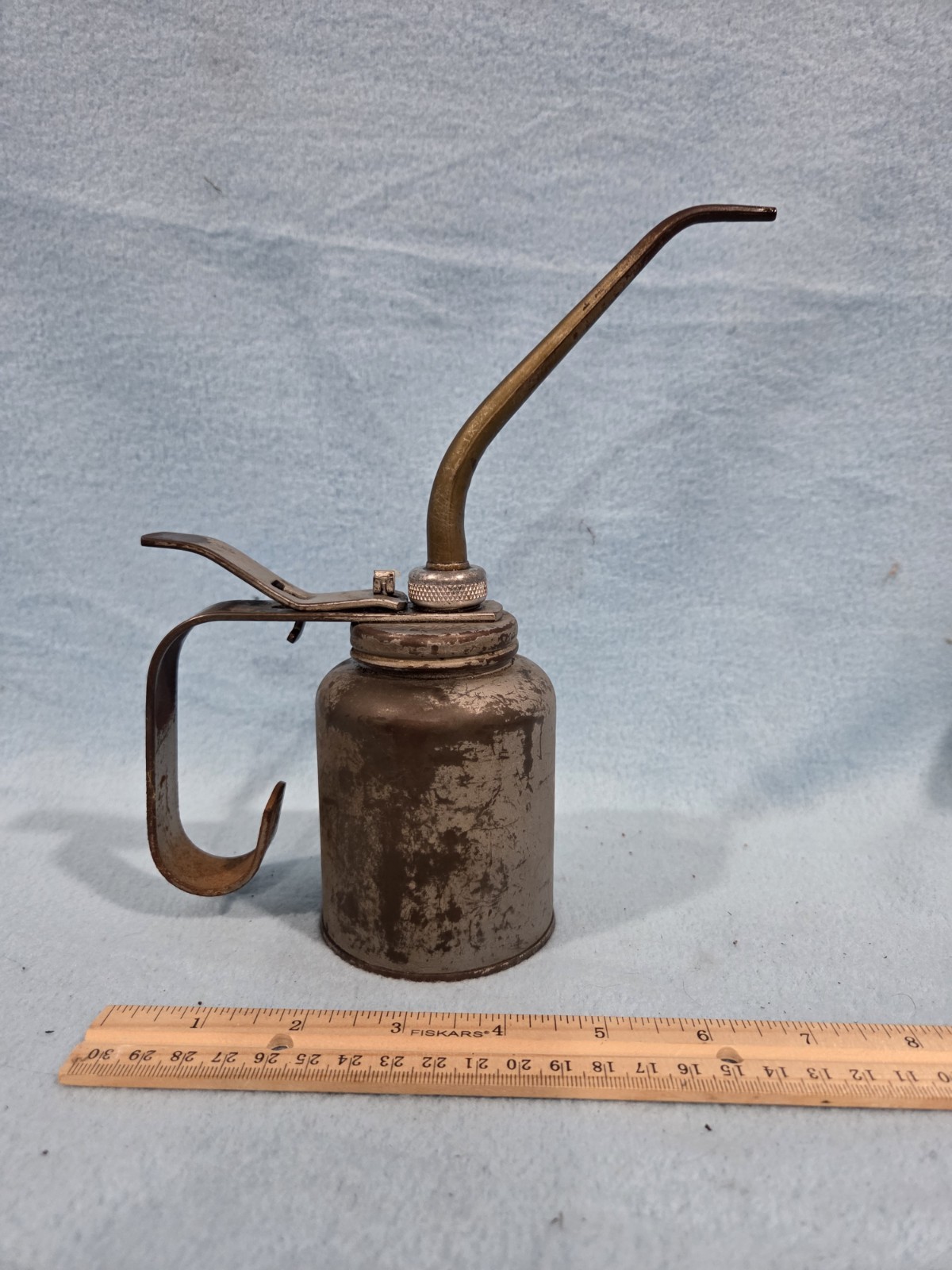 Vintage Eagle Tru-Test Trigger Pump Oiler with Long Spout - U.S. - photo 4