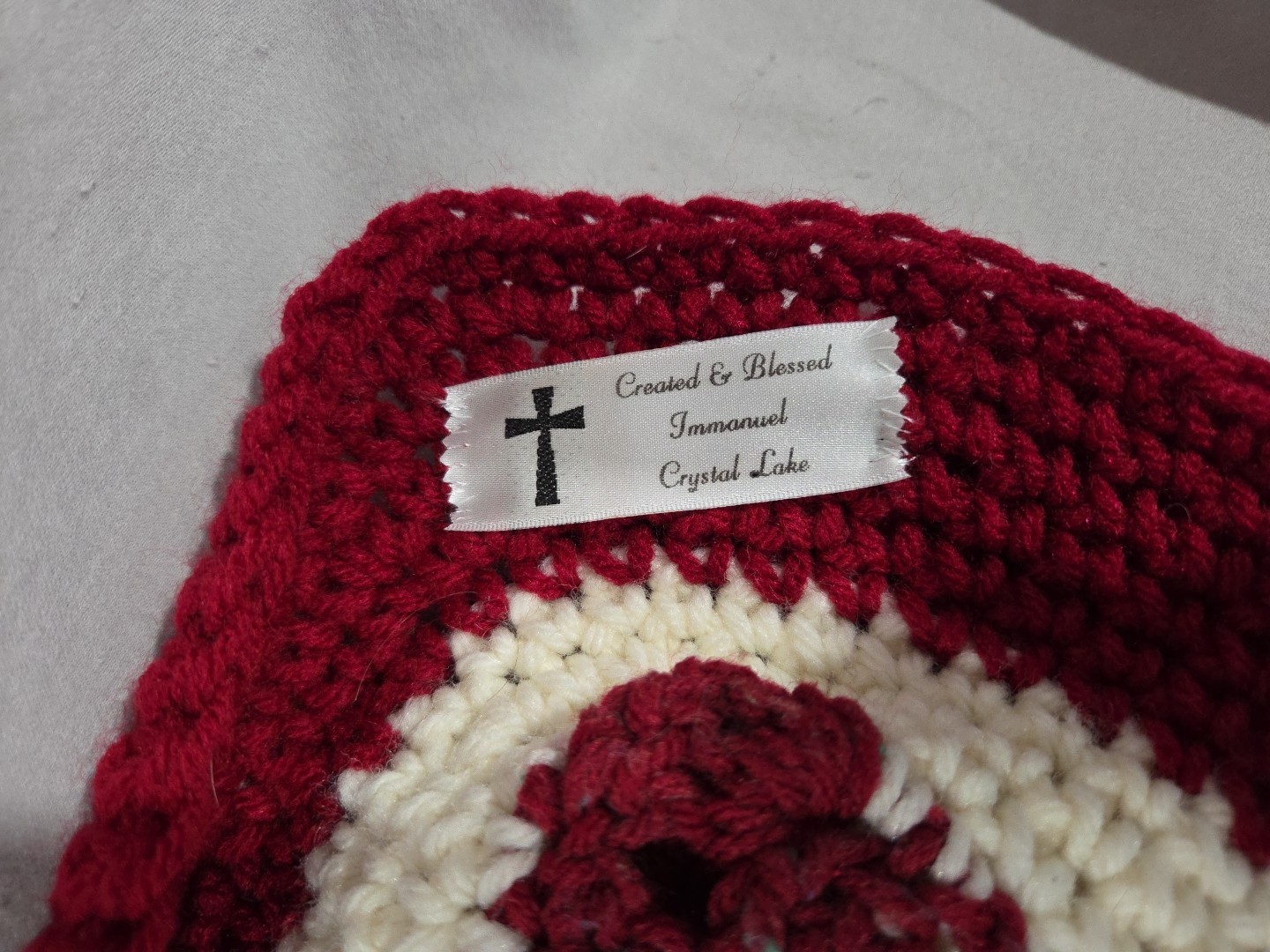 Hand Knitted Baby Baptism Shawl 41x41x50 - photo 2