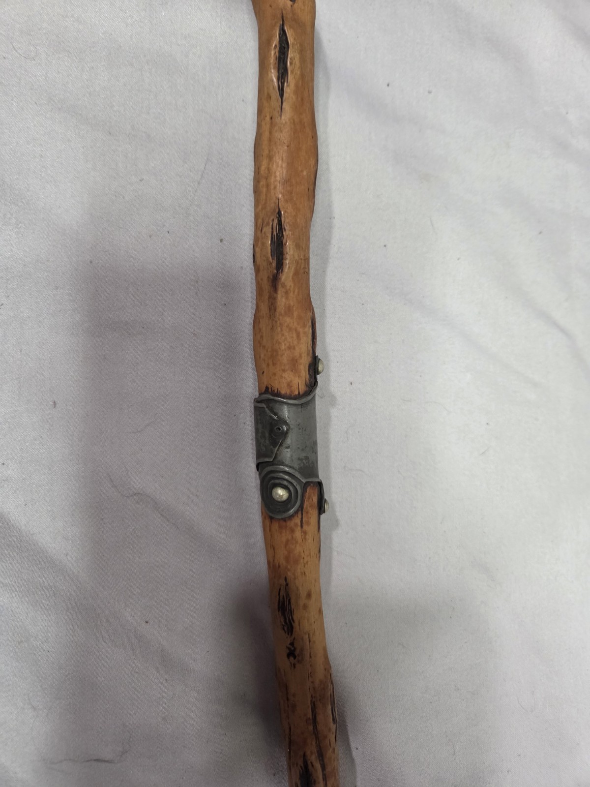 Vintage 33.5" Knobby Wood Style Walking Cane w/ Metal Collar - photo 4