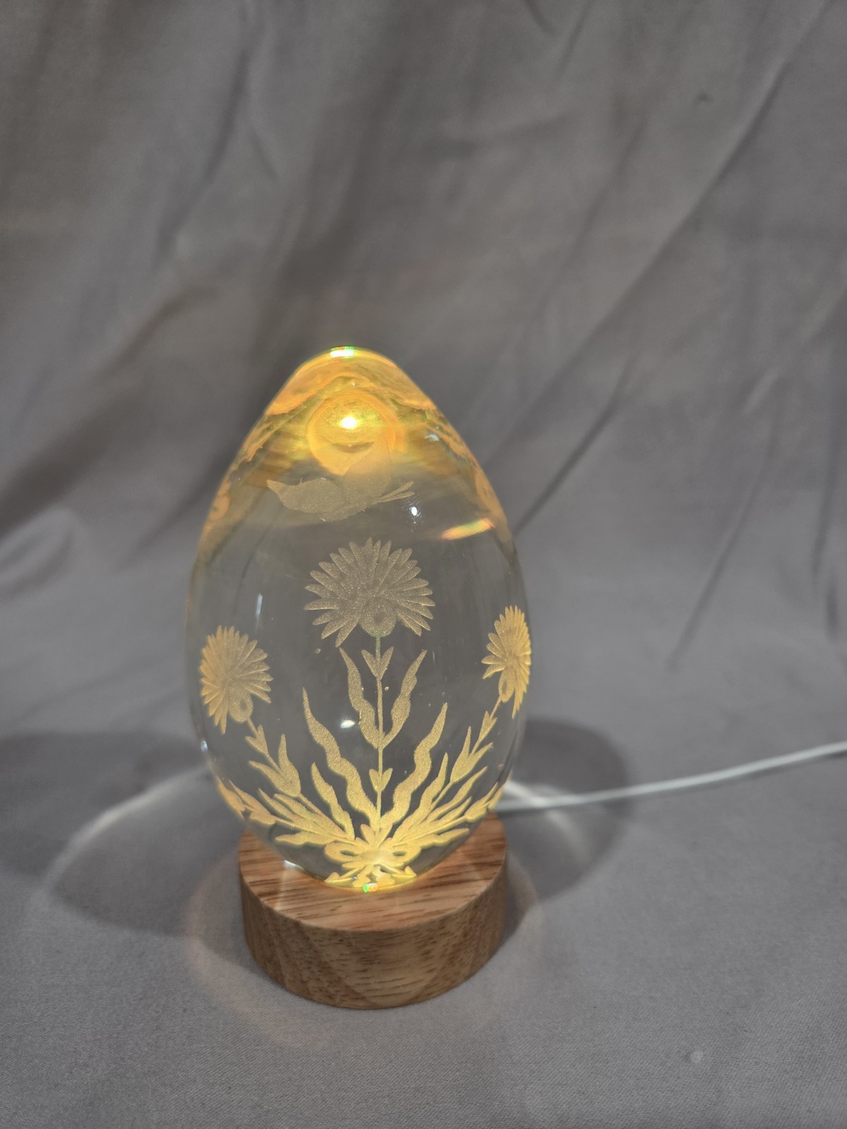 Egg Shaped Glass Paperweight Etched Light For Display Only - photo 2