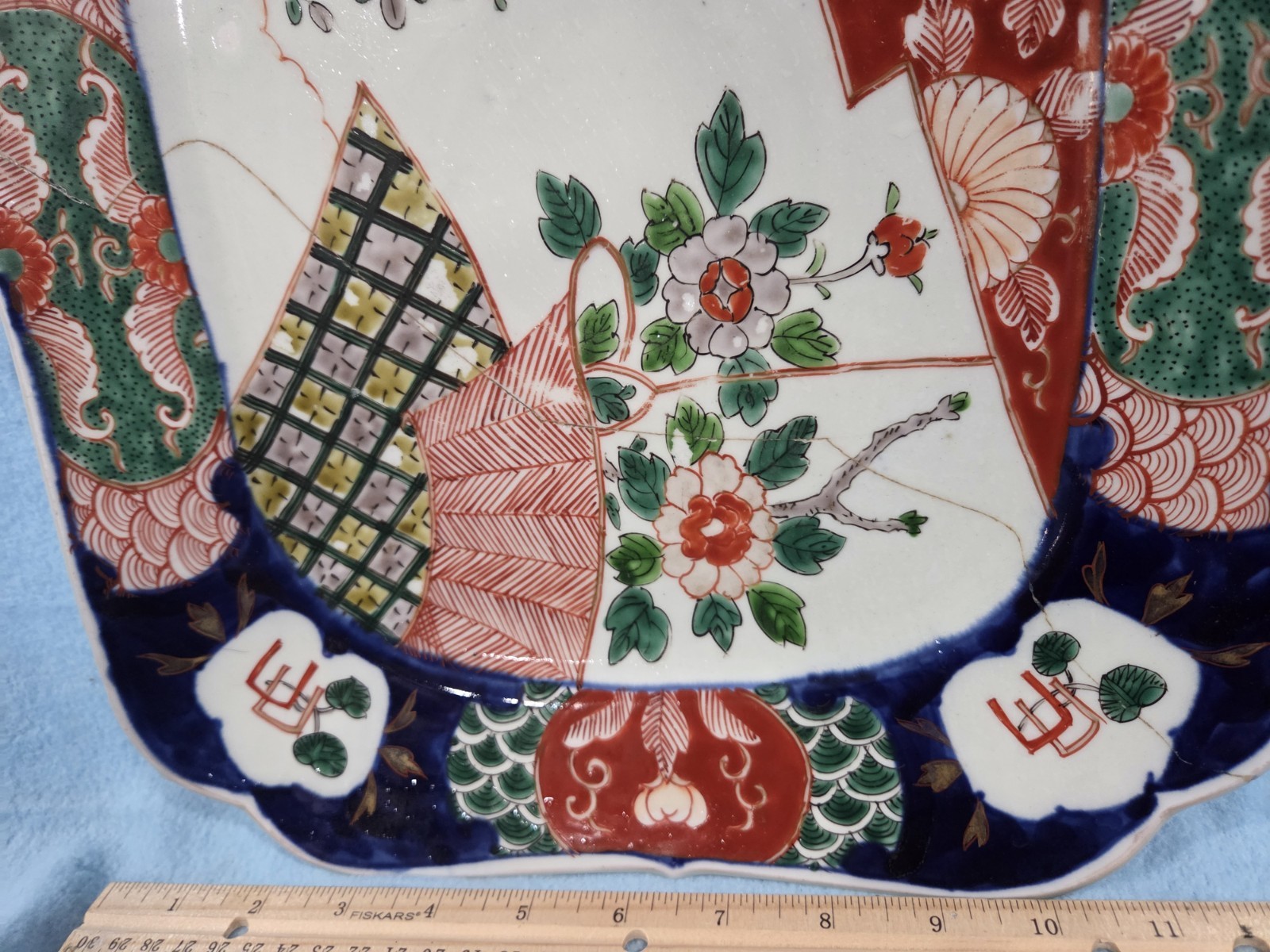 Repaired Imari Japanese Platter Porcelain - photo 3