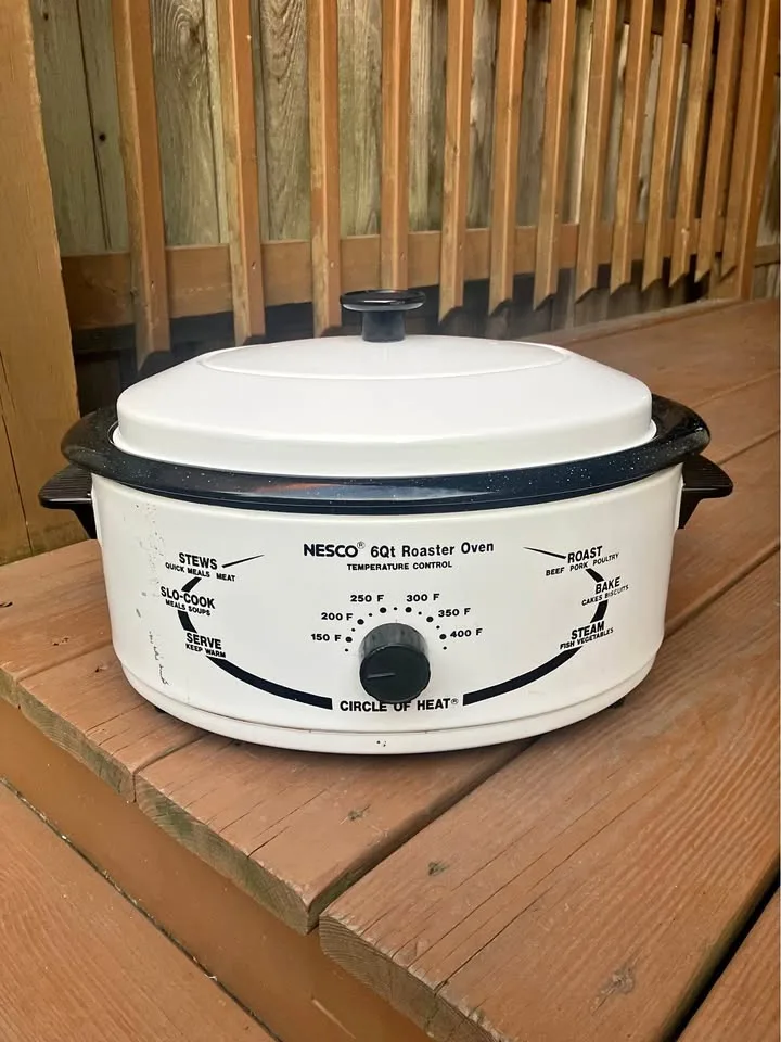 Vintage Nesco 6 Quart Roaster Oven - Excellent Working Condition thumbnail