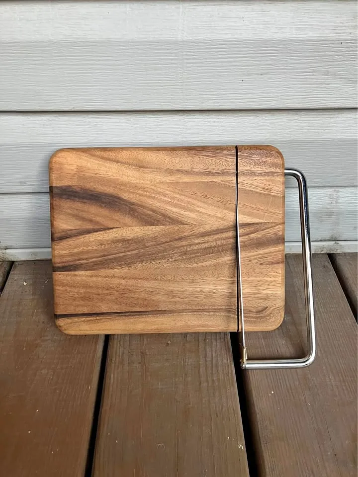Ironwood Acacia Cheese Slicer Board - Like New thumbnail