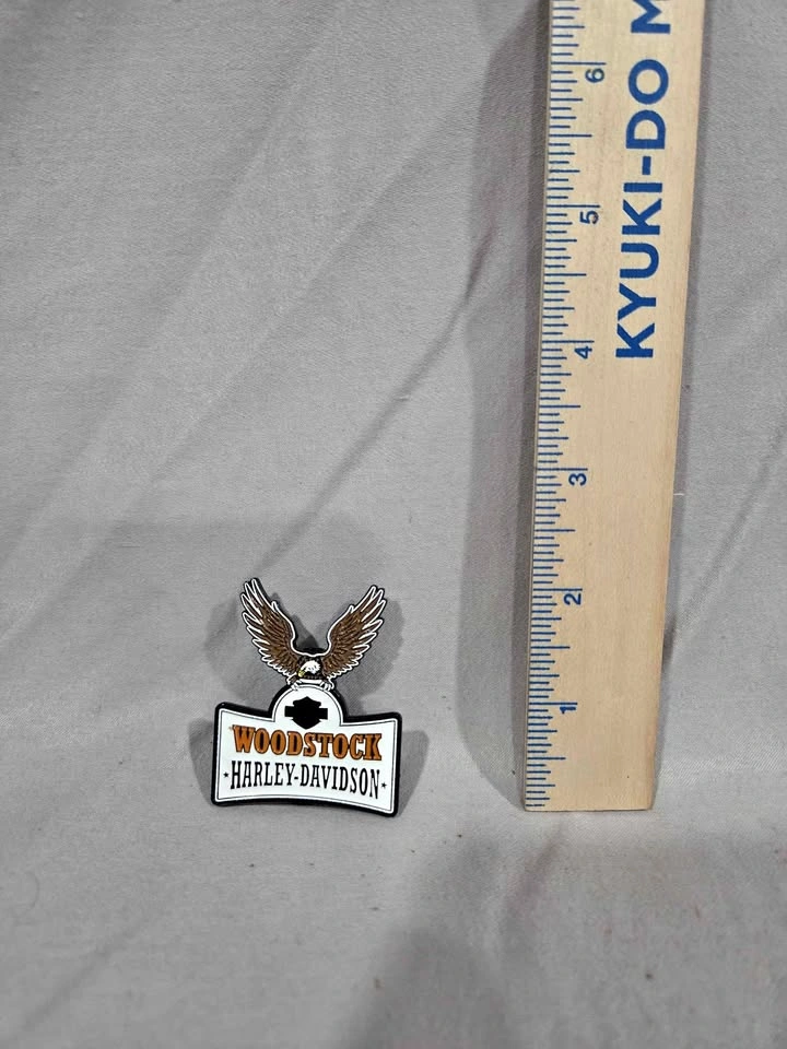 Woodstock HD Pin