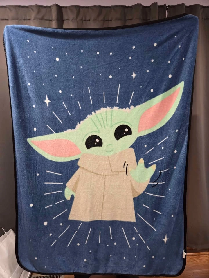 Grogu Fleece Blanket - photo 2