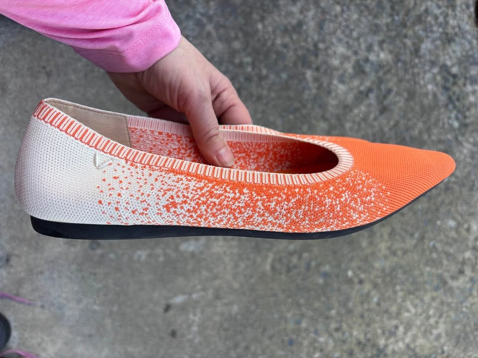 VIVAIA Orange White Pointed Toe Flats Size 42 - photo 3