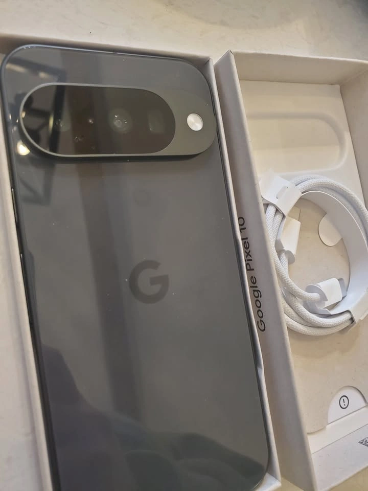 Google Pixel 10 256 GB ~ Brand New, Obsidian - photo 4