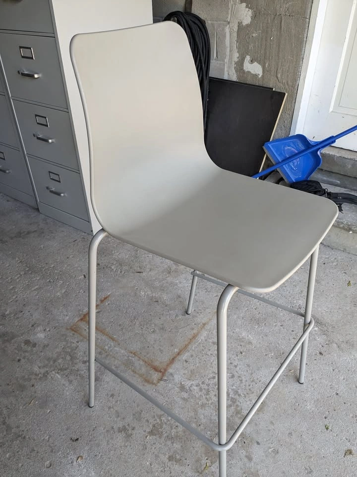 Naughone Stackable Barstools - Good Condition - photo 4