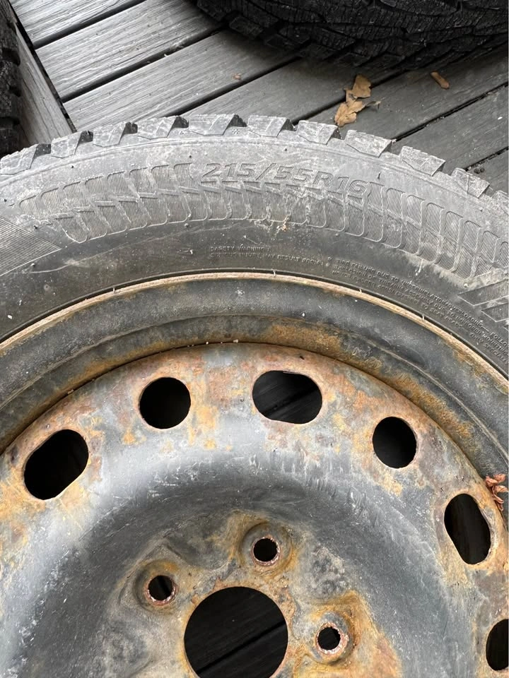 215/55/R16 Motomaster Winter edge (Winter tyre) without rim - photo 5