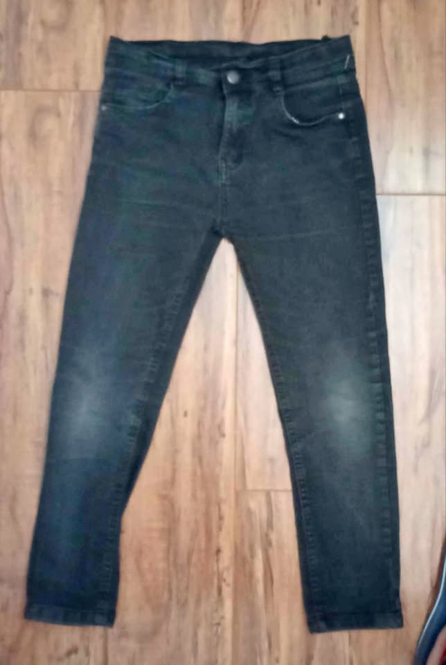 Kids clothing