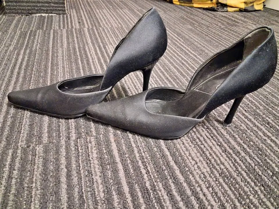ALDO Black Pointed-Toe Heels -EU Size 37 thumbnail