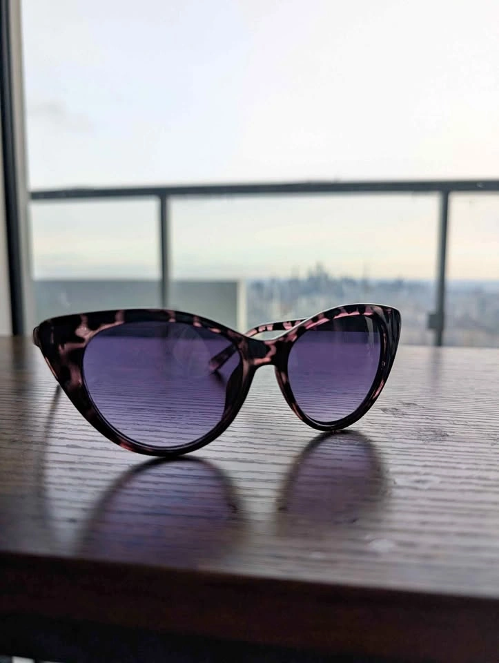 Tortoiseshell Cat Eye Sunglasses