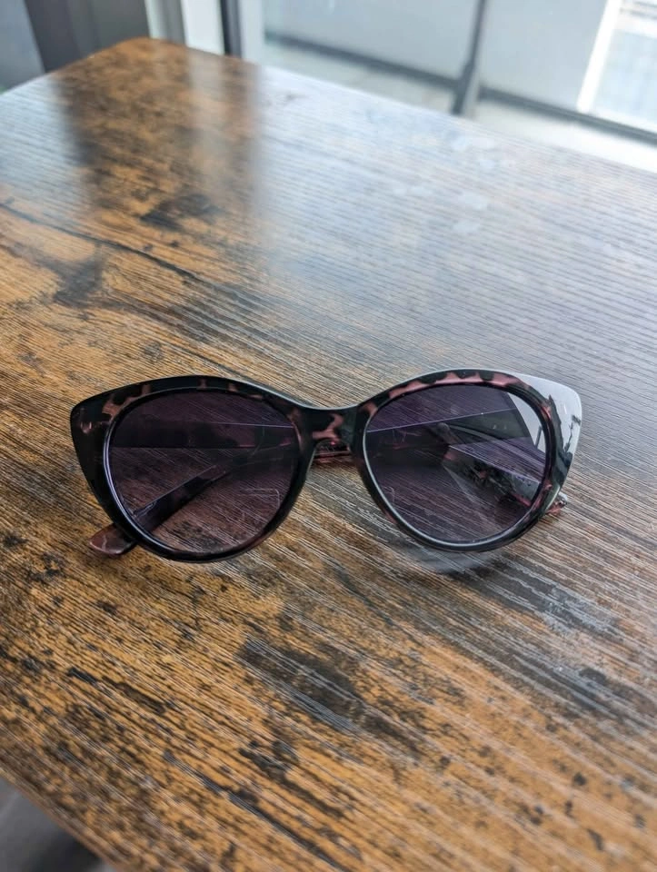 Tortoiseshell Cat Eye Sunglasses - photo 5